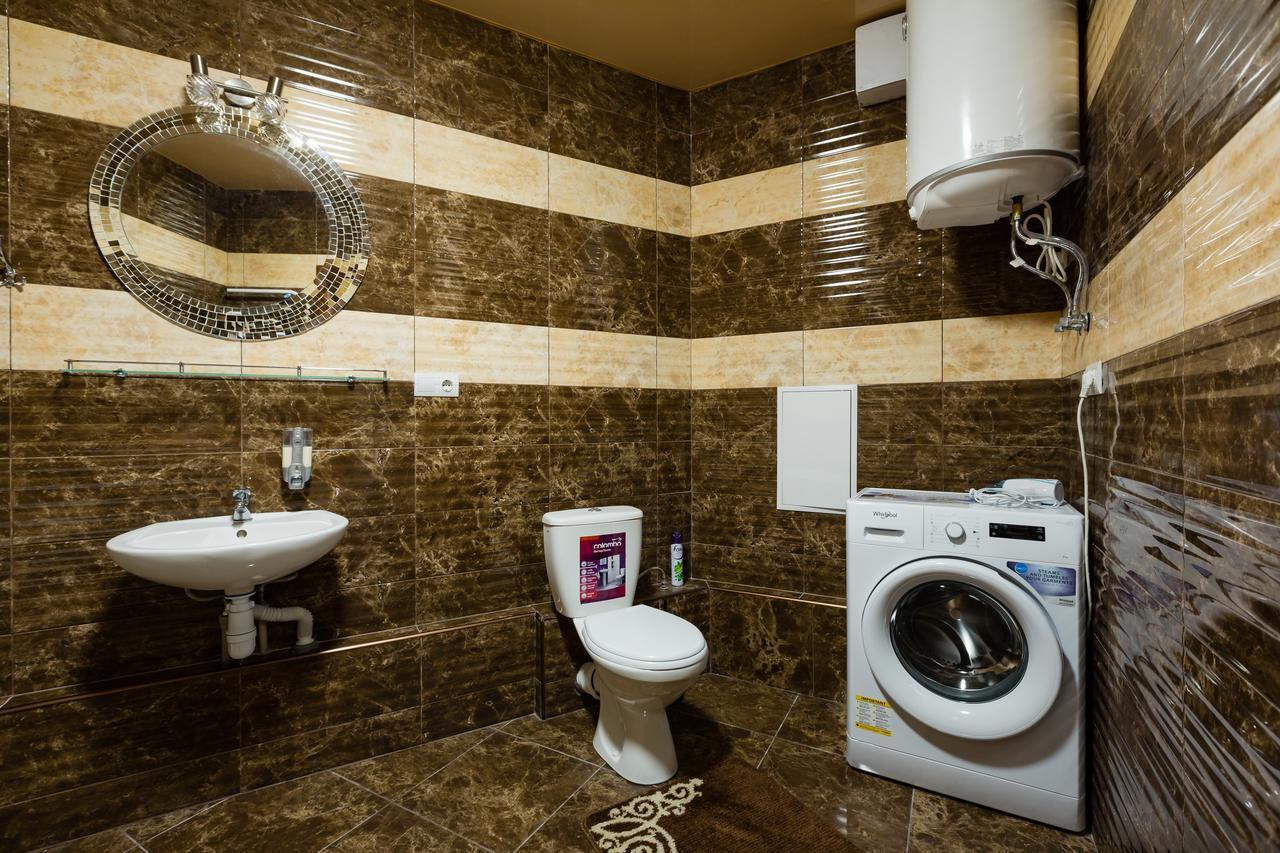 Nadobu Kiev Apart-Hotel ภายนอก รูปภาพ