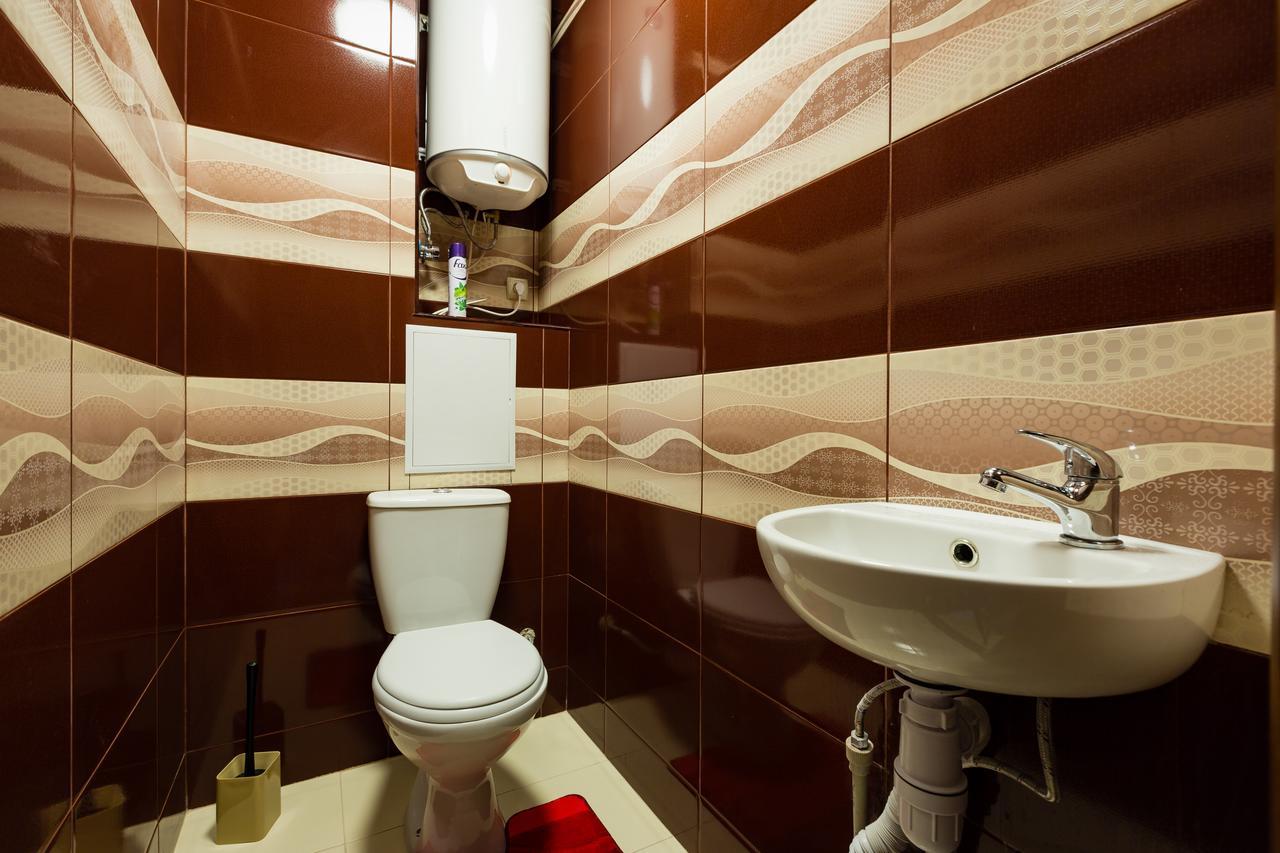 Nadobu Kiev Apart-Hotel ภายนอก รูปภาพ
