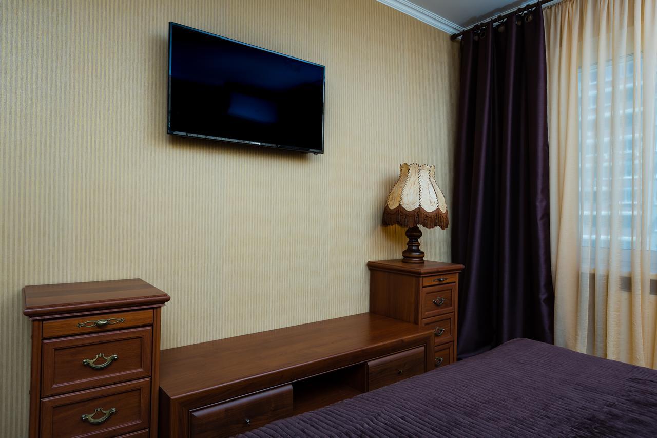 Nadobu Kiev Apart-Hotel ภายนอก รูปภาพ